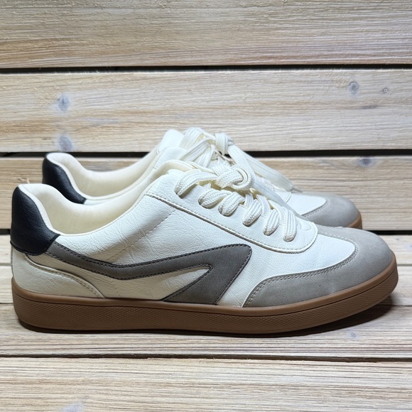 DV by DOLCE VITA Voyage Sneakers Grey Multi Size 9.5 - Picture 2 of 10